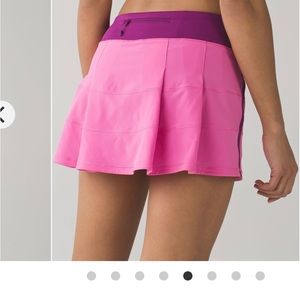 Lululemon Pace Rival skirt . EUC. Size 8. Pink paradise/Regal plum.